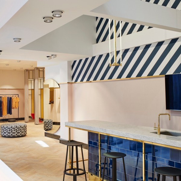 Winkelinterieur en lichtontwerp De Rode Winkel
