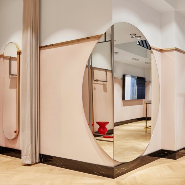 Winkelinterieur en lichtontwerp De Rode Winkel