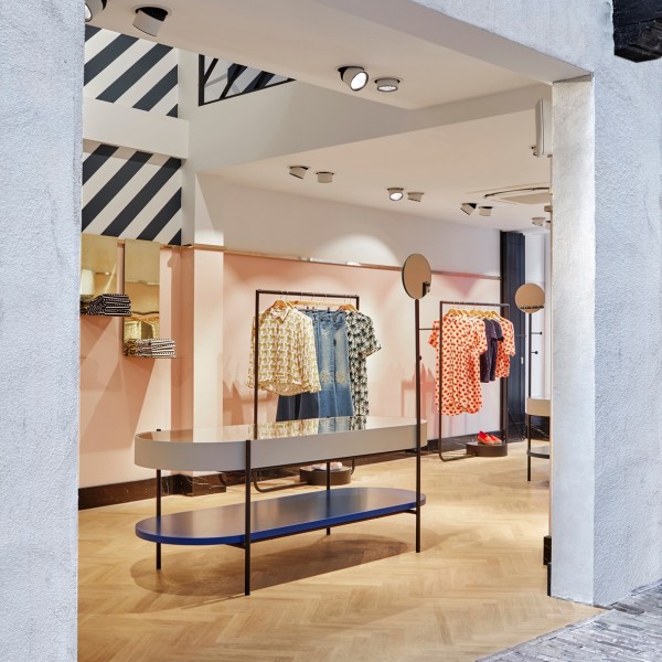 Winkelinterieur en lichtontwerp De Rode Winkel